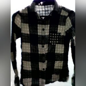 Abercrombie & Fitch Black and Gray Plaid Button-Down Shirt